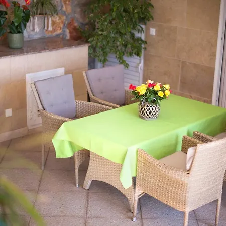Terrace, View & Barbecue Appartamento *