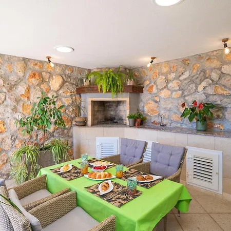 Terrace, View & Barbecue *