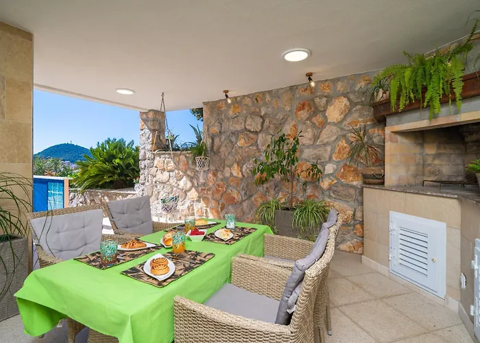 Terrace, View & Barbecue Appartement