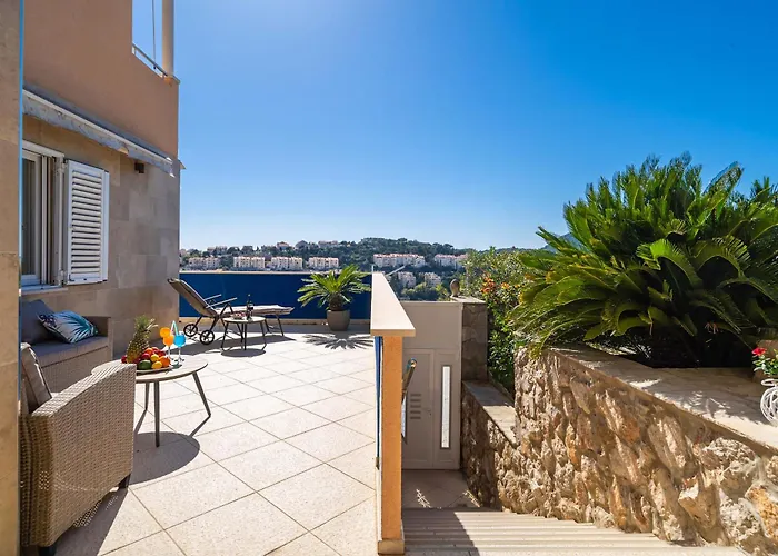 Апартаменты Terrace, View & Barbecue Дубровник